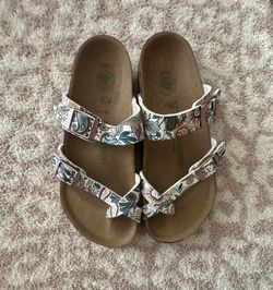 Birkenstock Girls Paisley Sandals Size 1-1.5 $20 **READ DESCRIPTION**