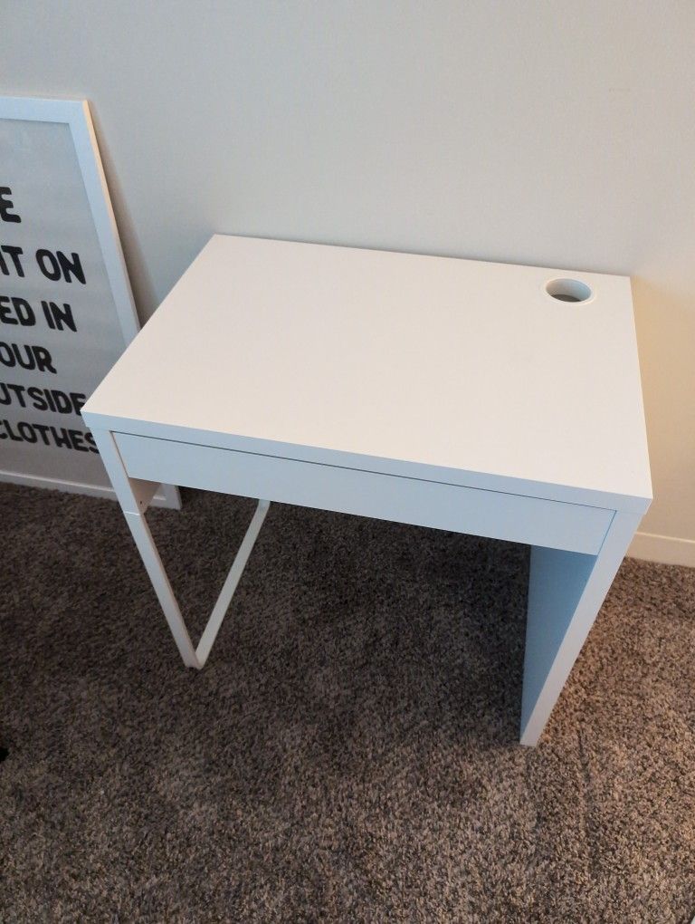 MICKE IKEA White Desk with Drawer and Cable Management
