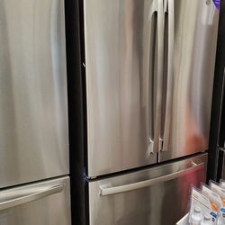 Brand New GE ENERGY STAR Refrigerator