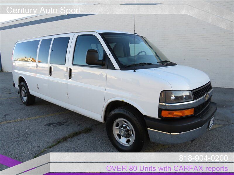 2015 Chevrolet Express Passenger LT 3500