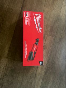 Milwuakee M12  3/8 Ratchet