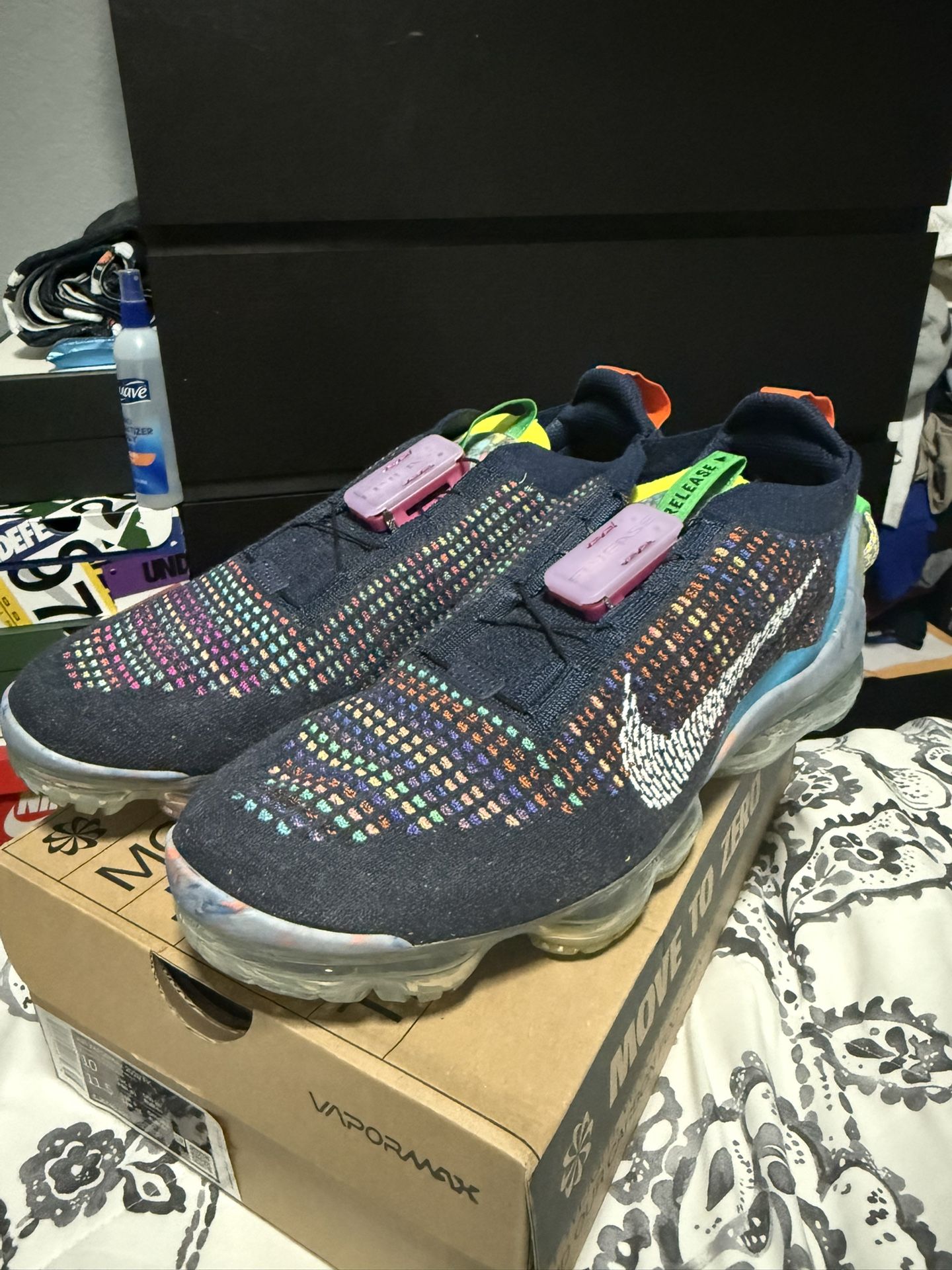 Nike Vapormax Flyknit Shoe NEW