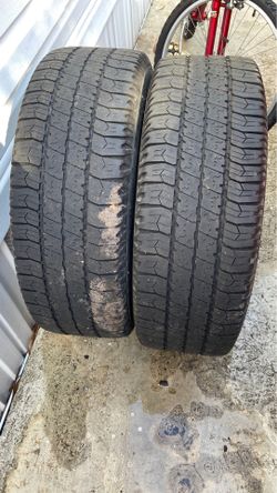 Goodyear wranglers LT265/70r17