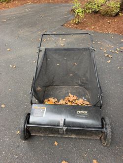 VEVOR Push Lawn Sweeper
