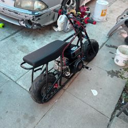 Lmk About The PriceI’m Trying To Sell This Mini Bike I Don’t Want It No More Lmk First Pull