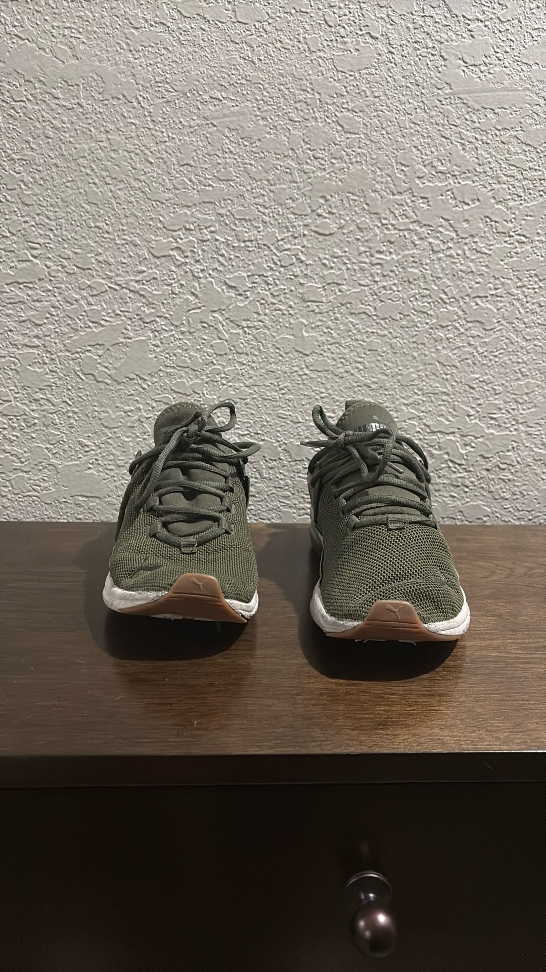 Size 8 Green Puma Shoes