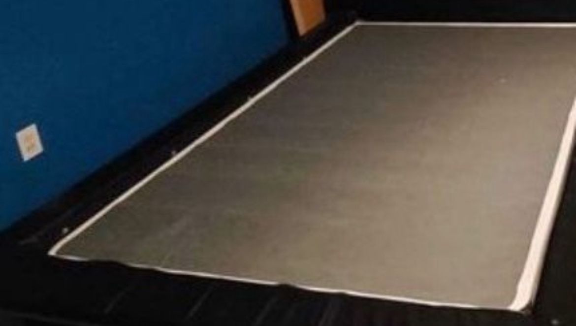 Free Queen Bed Foundation