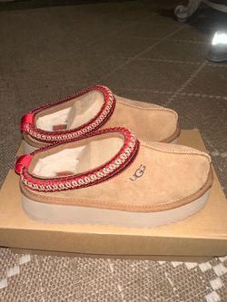 UGG Women's Tazz II size 6 women’s