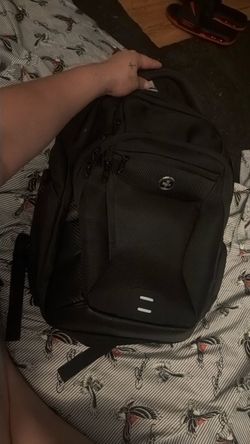 Swiss gear backpack - fully loaded with charging port
