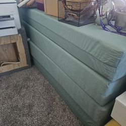 8 Brand New Waterproof And Bug Resistant Mattresses