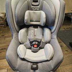 Nuna RAVA Carseat 
