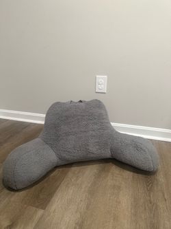 Bed rest pillow
