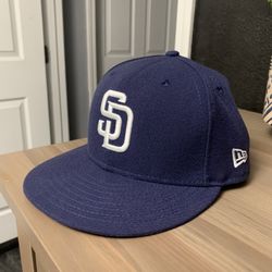 SD Fitted Hat Size: 7