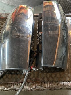2010 suburban LED tail lights
