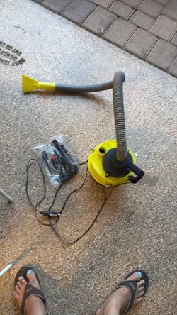 Car vacuum