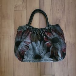 Barely Worn Handbag 