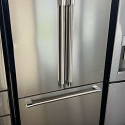 BEKO COUNTER DEPTH FRENCH STYLE REFRIGERATOR 