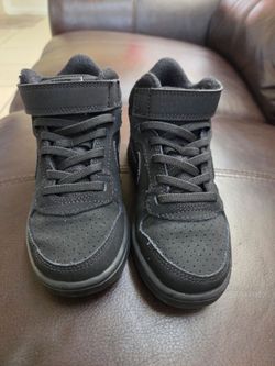 Nike borough mid 2 suede all black
