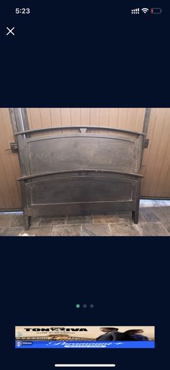 Queen Bedroom Set
