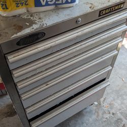 Craftsman Rolling Tool box