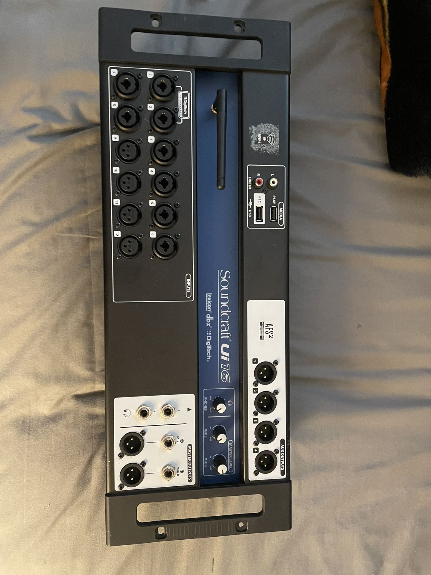 Soundcraft UI16 Digital Mixer