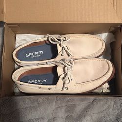 Size 12 Sperrys