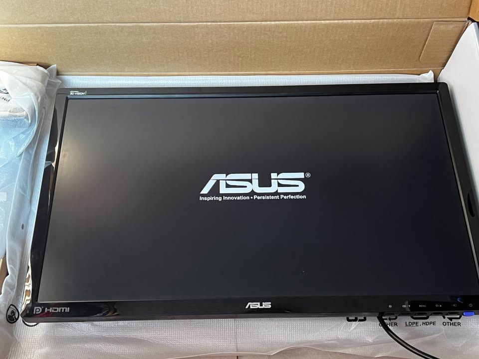 ASUS VG248QE 144 hz UHD Computer Monitor