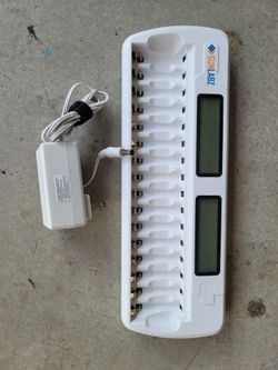 Battery charger 16 slot AA and AAA