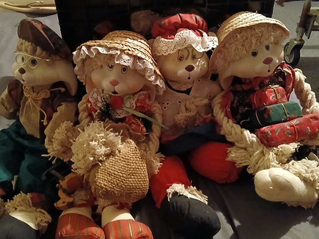 House Of Lloyd Porcelain Cloth Christmas Rabbit Dolls