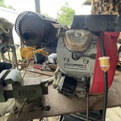 20 HP stand Alone Honda Engine