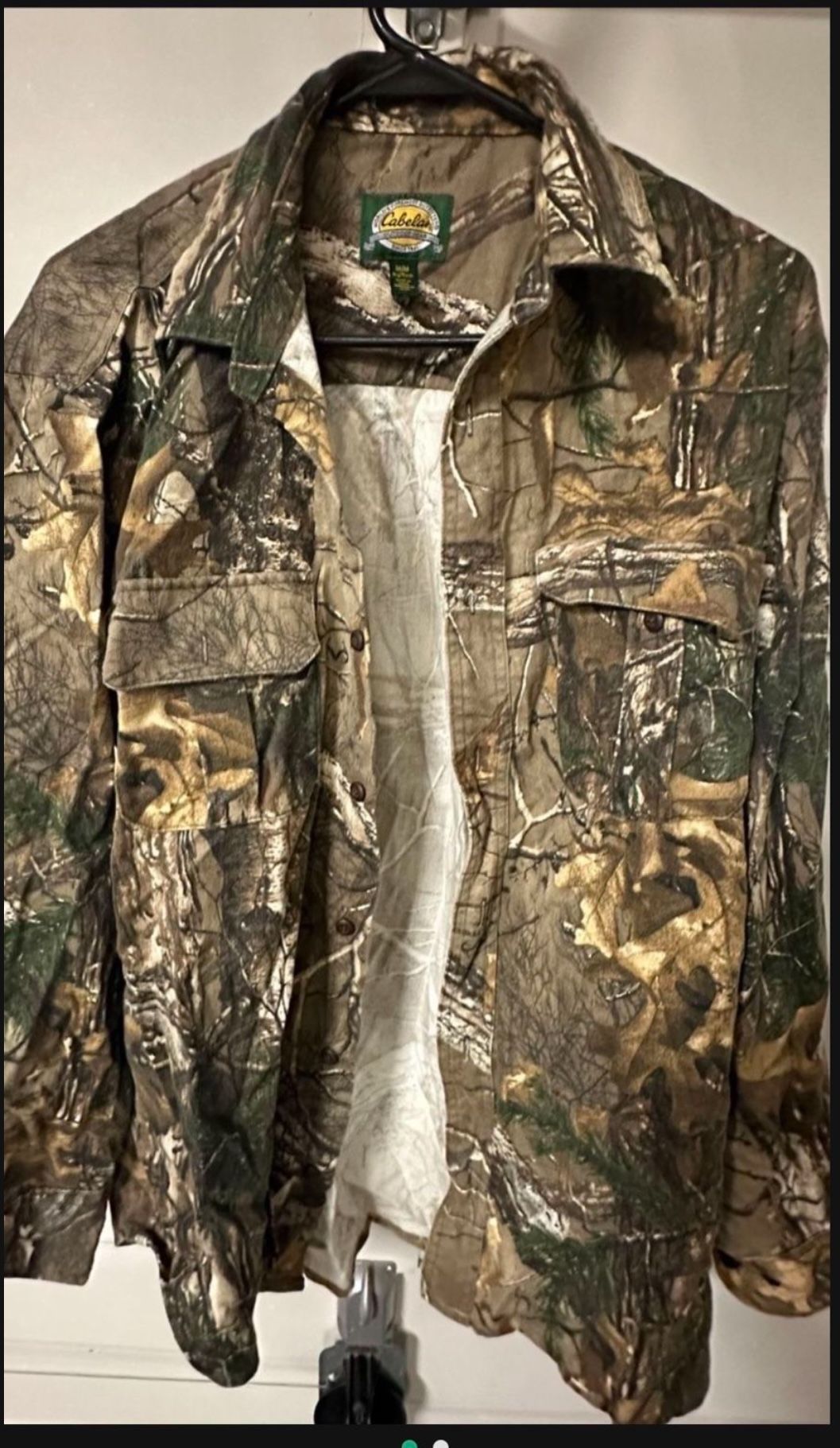 Cabela’s button up camo Shirt Medium