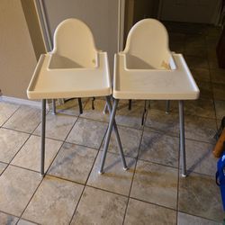 2 High Chairs