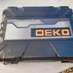 (New) DEKOPRO 168 Piece Socket Wrench Auto Repair Tool Combination Package Mixed Tool Set Hand Tool Kit with Plastic Toolbox Storage Case $65