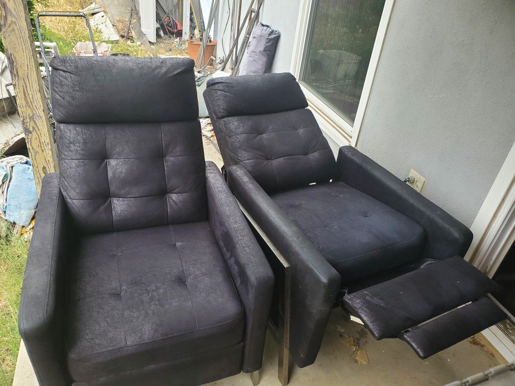 2 Black Recliner Chairs