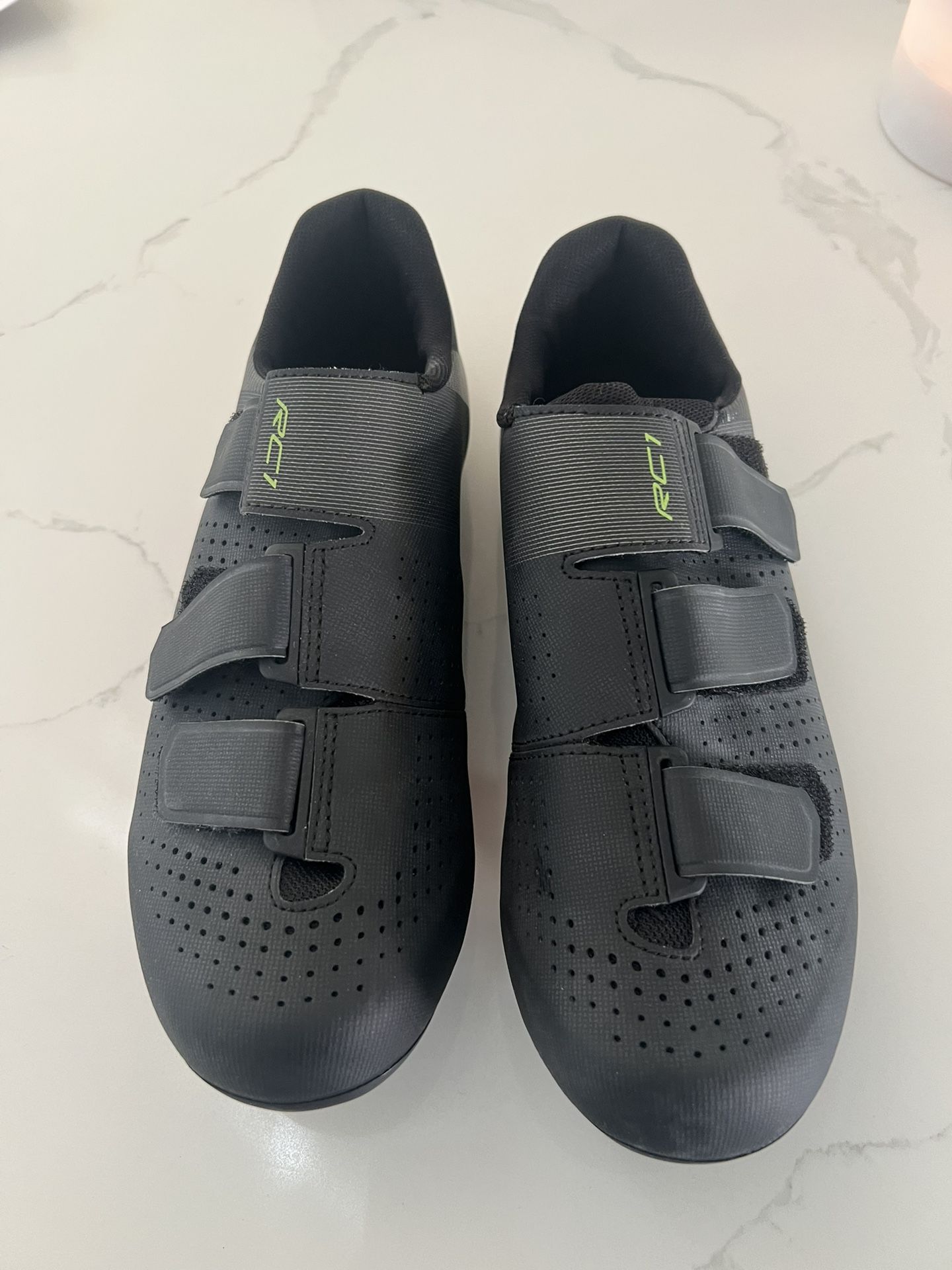 Size 11.2 Shimano RC100 Road Cycling Shoes SH RC100 With Peloton Clips