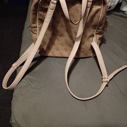 Guess Backpack With Wallet