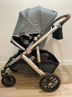 Uppa Baby Vista V2 - stroller, bassinet, bassinet stand and Mesa car seat