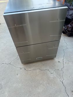 THOR OUTDOOR  REFRIGERATOR