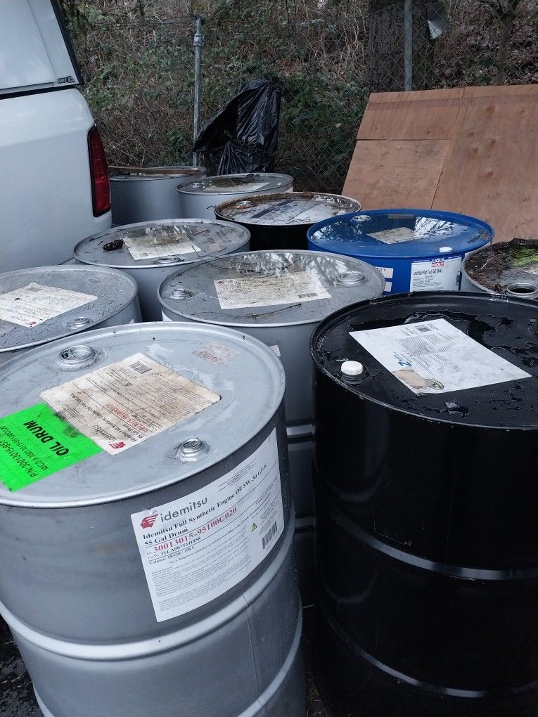 Empty Metal 55 Gallon Drums For Sale.
