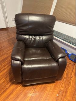 Power Recliner Chair – $20