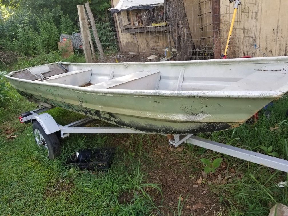 12 ft Jon boat