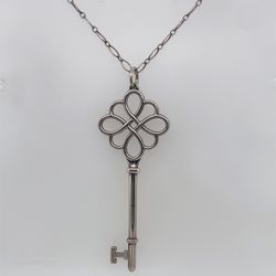 Tiffany & Co 925 Sterling Silver Knot Charm Pendant Necklace 