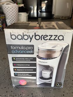 New never used, Baby Brezza Formula Pro Advanced