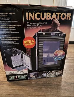 🍃 Exo Terra Thermoelectric Reptile Egg Incubator – New in Box