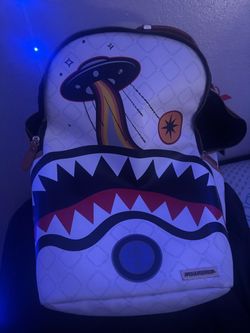 Sprayground bag ( read description)