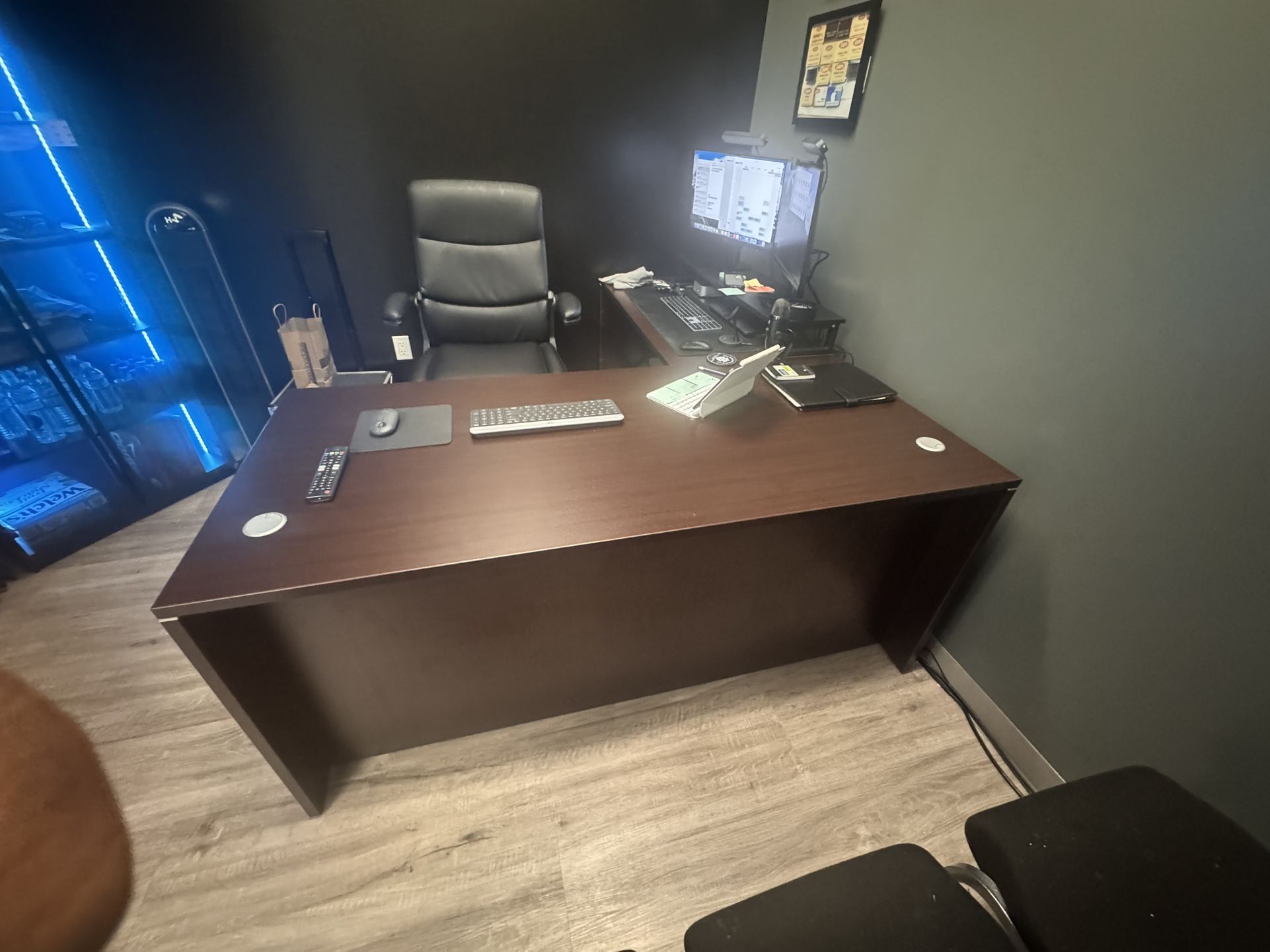 Office DESK