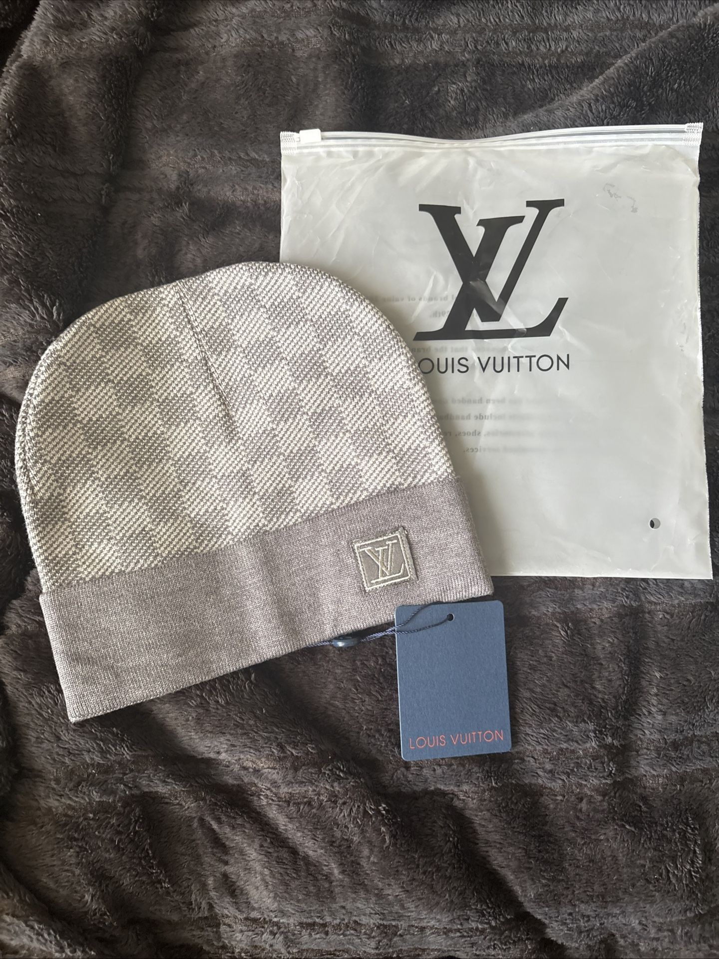 Louis Vuitton Checkered beanie with a grey color way