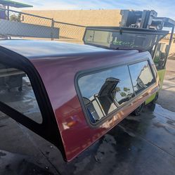 2014 through 2018 Chevy/ GMC 6'6 in used aree camper shell