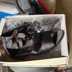 Girls Dress Wedge Shoes Size 2