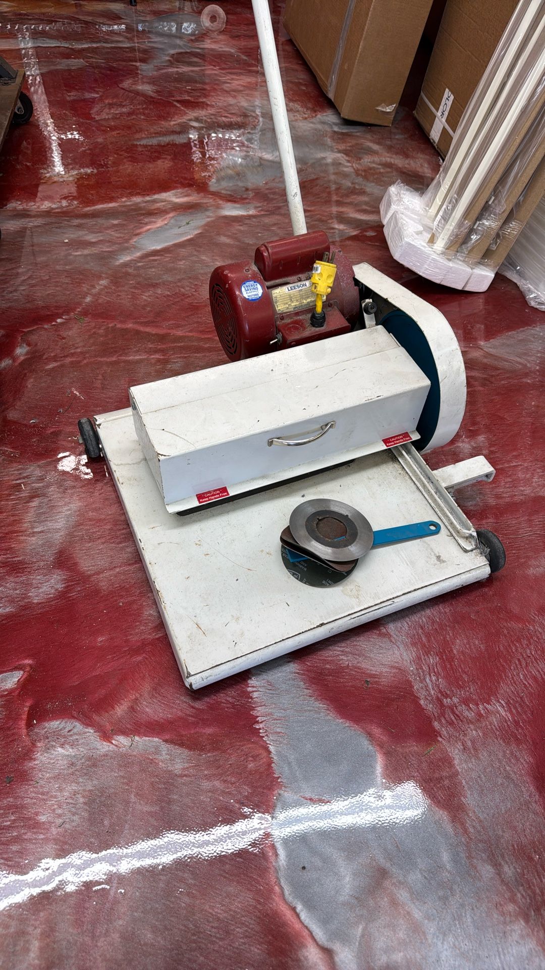 Carpet Cove Base Cutter